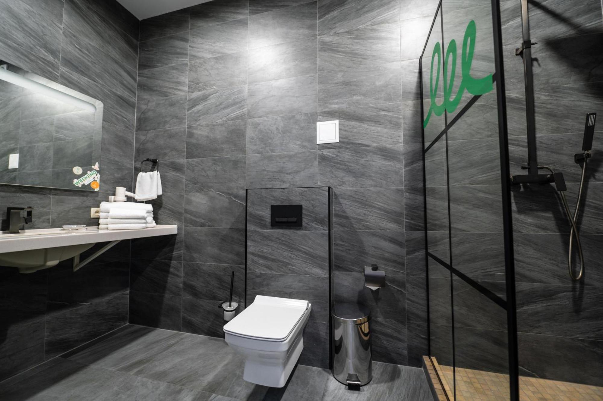 Weekend Family Hotel Каролино-Бугаз Экстерьер фото